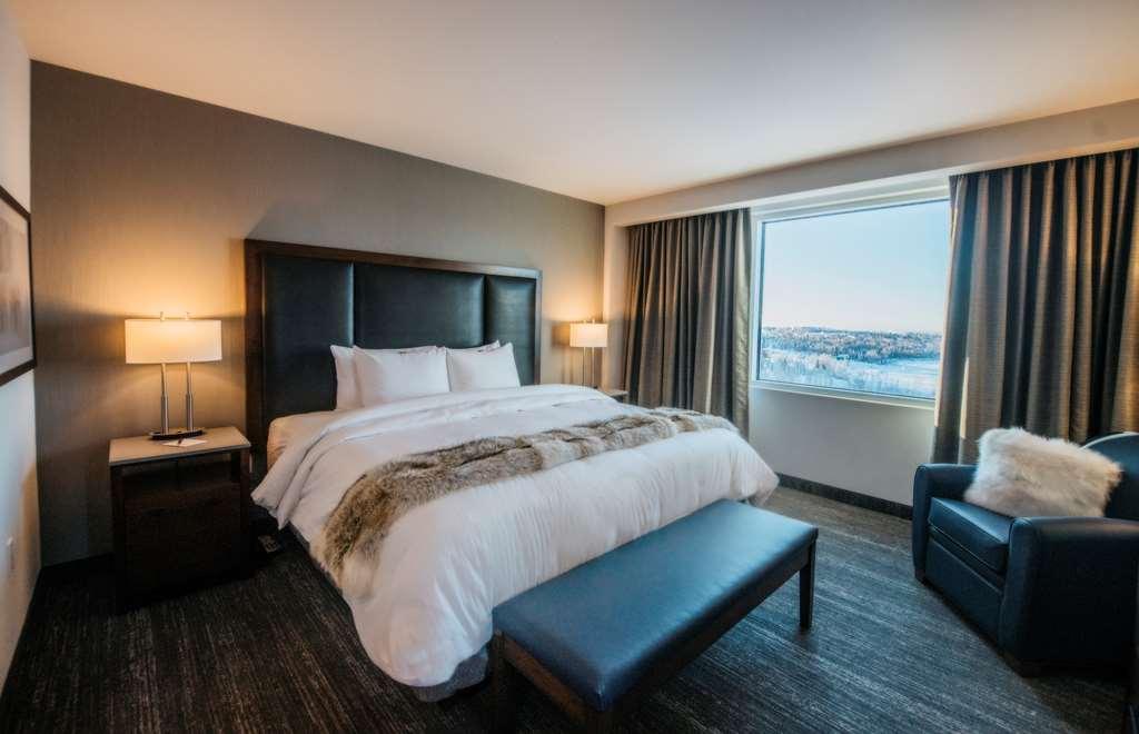 The Explorer Hotel Yellowknife Kültér fotó