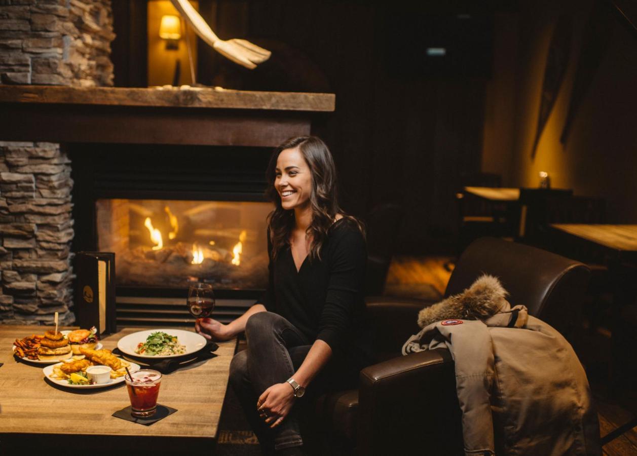 The Explorer Hotel Yellowknife Kültér fotó