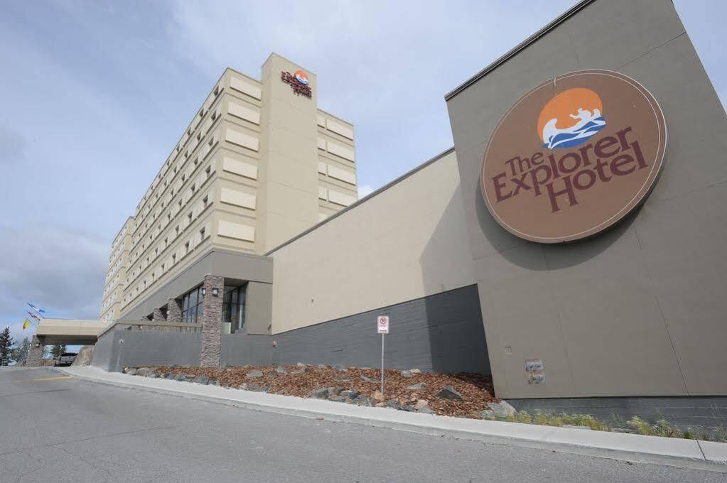 The Explorer Hotel Yellowknife Kültér fotó